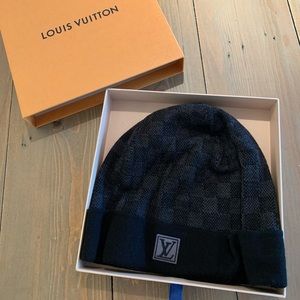 LOUIS VUITTON PETIT DAMIER HAT NM